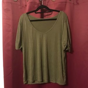 Loose V-neck tee army green XXL